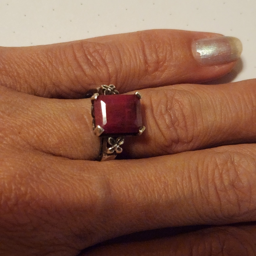 RUBY Ring - Picture 12 of 16